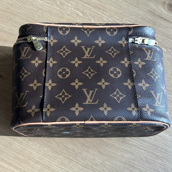 100% AUTHENTIC LOUIS VUITTON NICE BB MONOGRAM CANVAS VANITY BAG - Picture 7 of 13